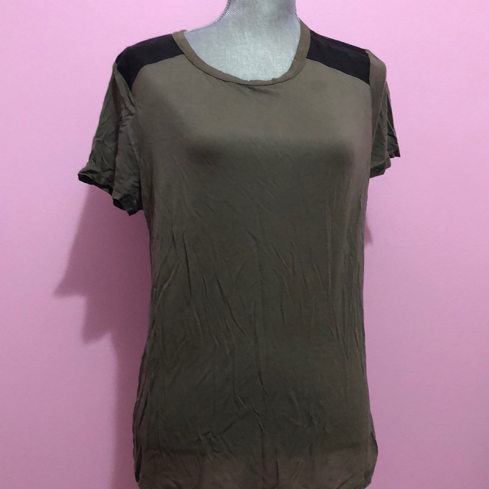 Top with leather shoulders